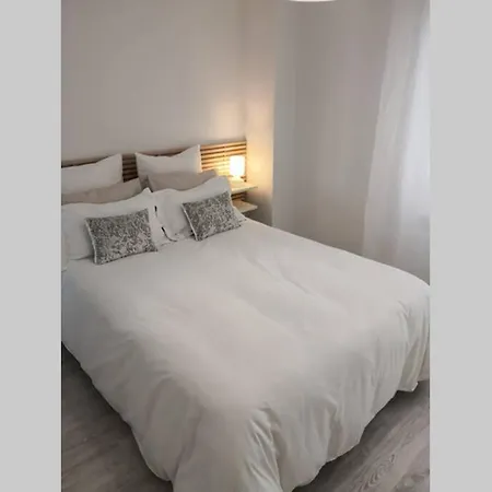 Apto Con Vistas A Bahia De Pasajes, A 10 Min Del Centro De San Sebastian * レゾ